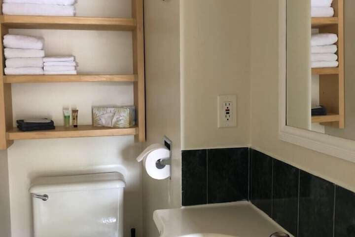 Room 58 of 74