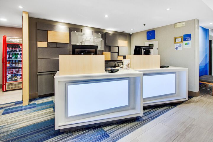 Hotel 3 of 34