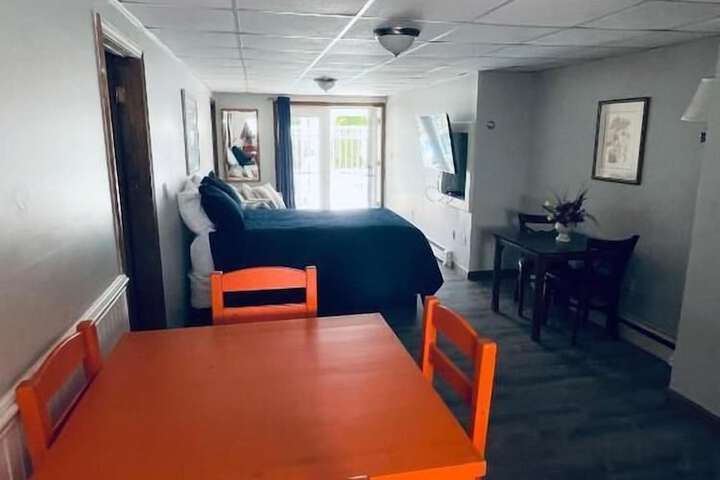 Room 60 of 93