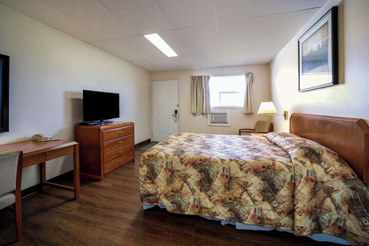 Room 28 of 36