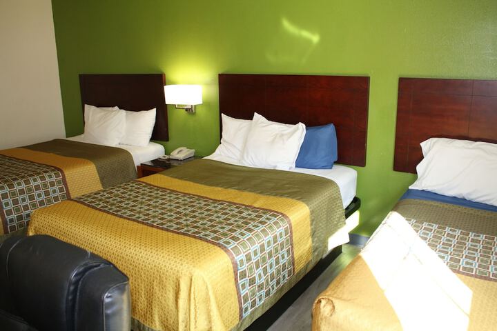 Room 47 of 62