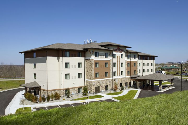 Hawthorn Suites by Wyndham Wheeling at the Highlands