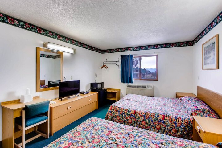Room 18 of 26
