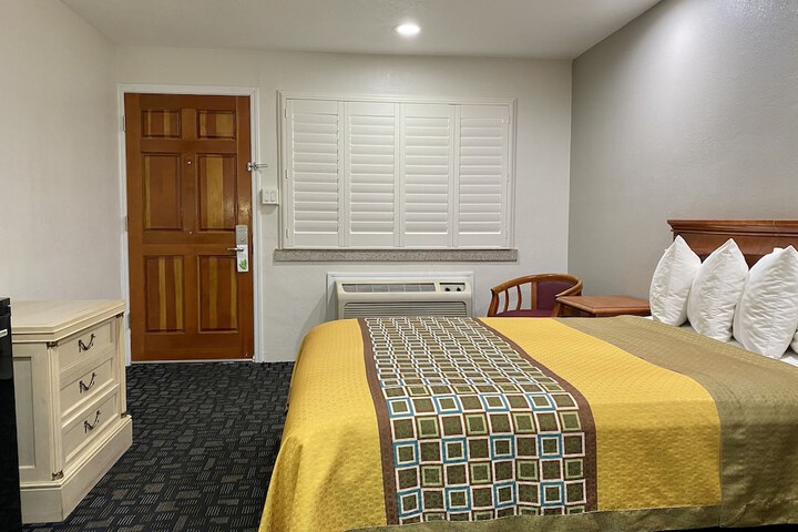 Room 38 of 50