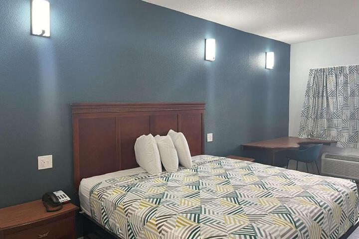 Motel 6 Cleveland MS – Delta State University