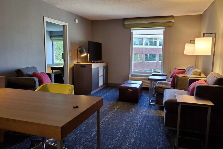 Room 64 of 169