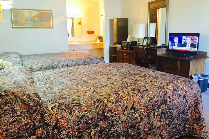 Room 23 of 34