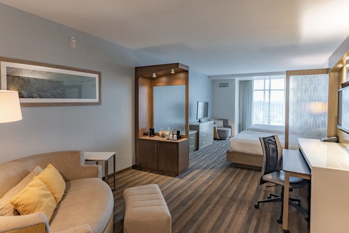 Room 18 of 36