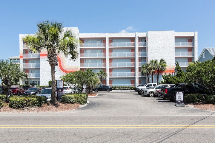 Golden Sands Carolina Beach Oceanfront Tapestry by Hilton