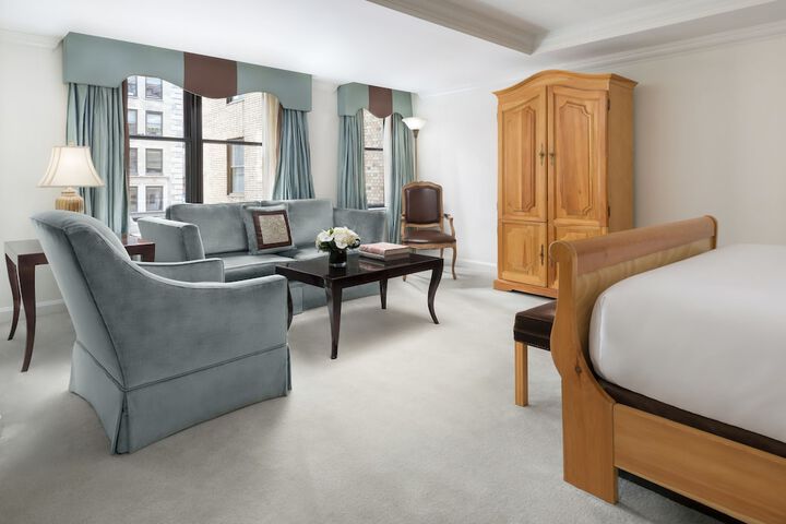 Room 32 of 51