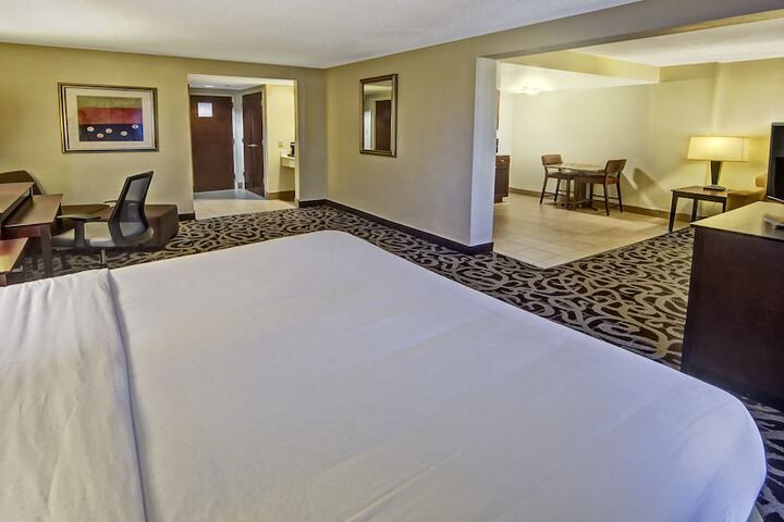 Room 8 of 24