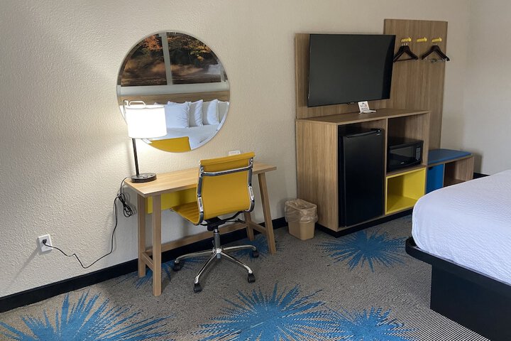 Room 22 of 25