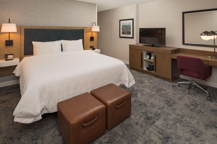 Hampton Inn & Suites Portland-Pearl District