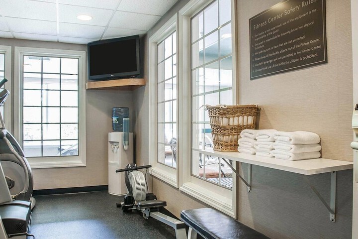 Comfort Inn & Suites Sturbridge - Brimfield