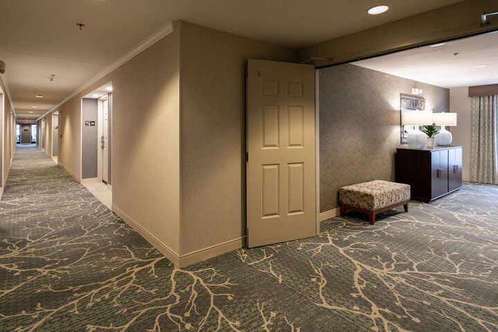 Hotel Interior 10 of 52