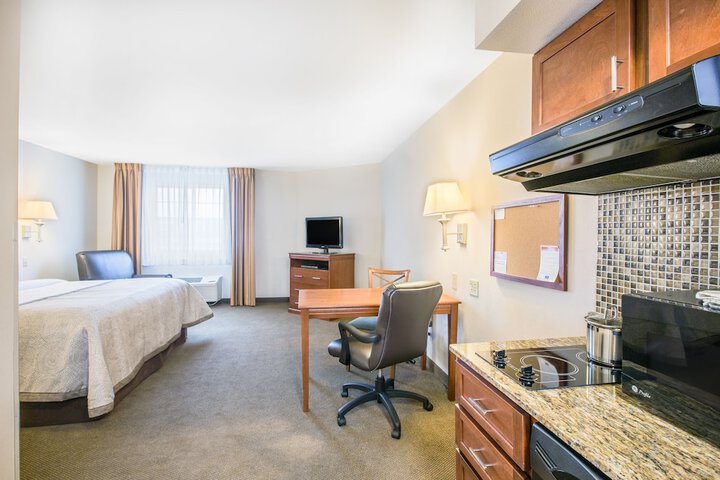 Room 14 of 27