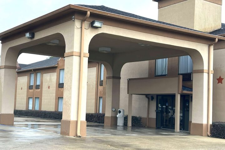 Days Inn & Suites by Wyndham Eunice