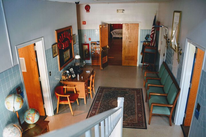 Hotel Interior 4 of 37