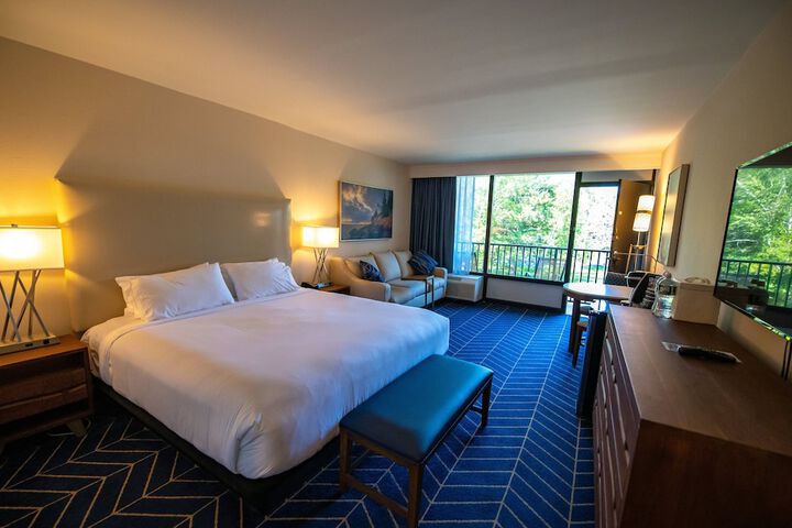 Room 18 of 53