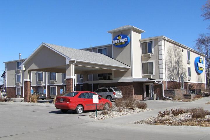 Hotel 3 of 50