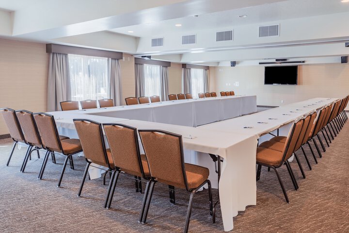 Holiday Inn Express Hotel & Suites San Jose-Morgan Hill by IHG
