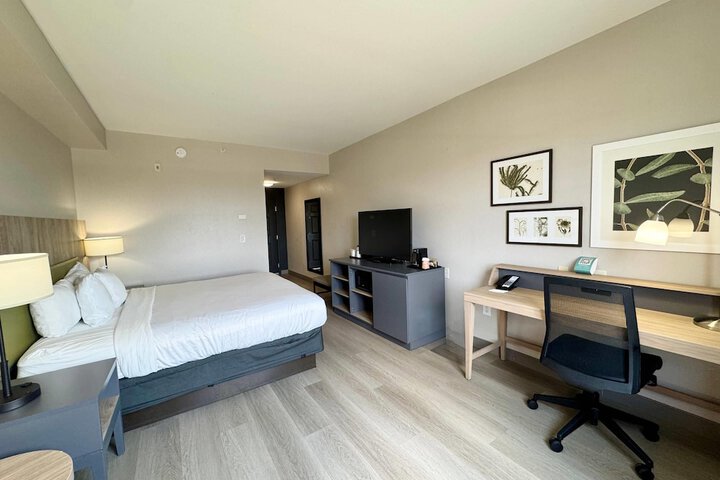 Country Inn & Suites by Radisson Port Charlotte, FL