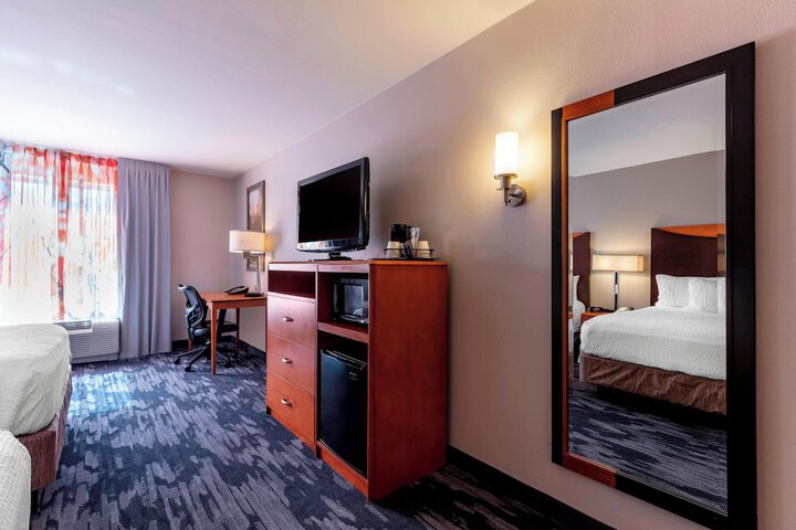 Room 16 of 35