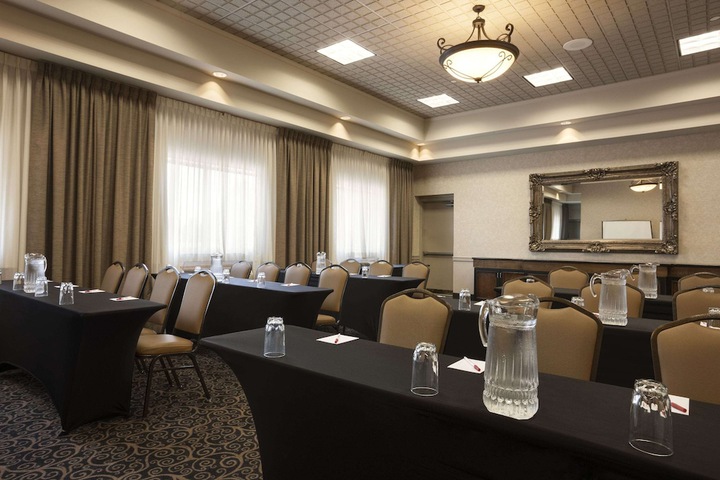 Ramada by Wyndham Toms River
