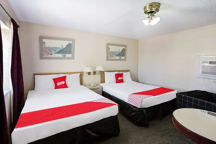 Room 22 of 35