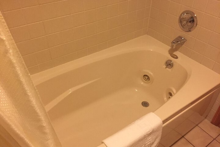 Hot Tub 82 of 91