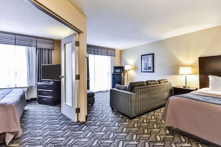 Room 11 of 22