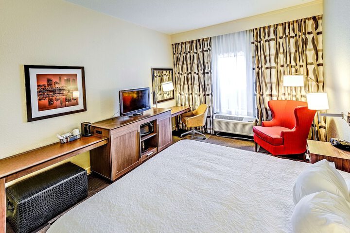 Room 34 of 75