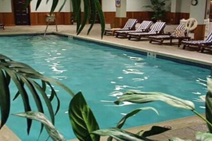 Pool 10 of 47
