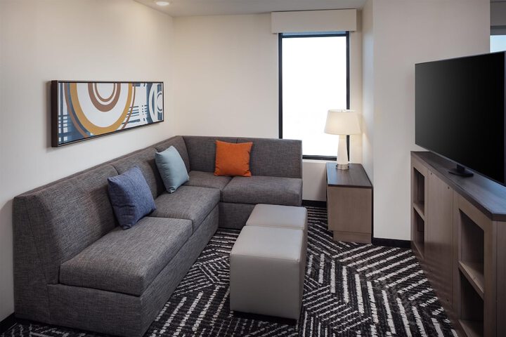 Hyatt House Royal Oak / Birmingham