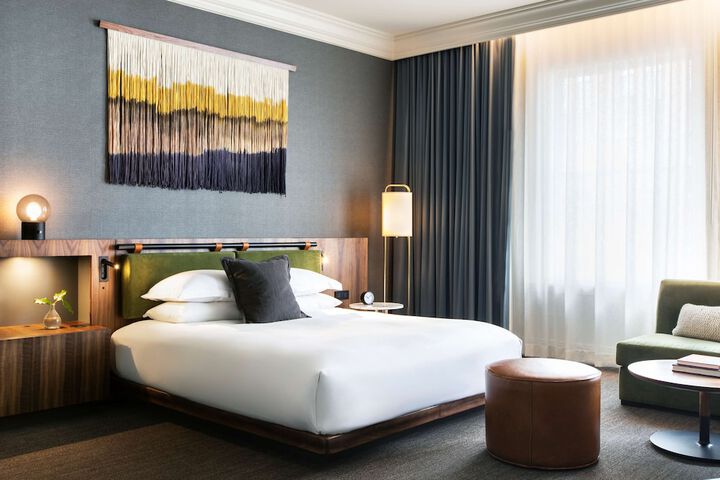 Room 40 of 60