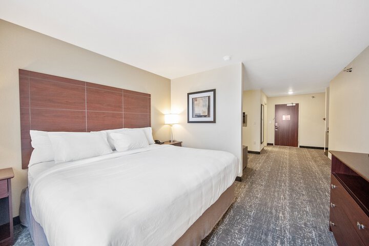Room 46 of 69