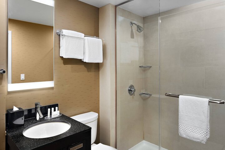 Room 14 of 22