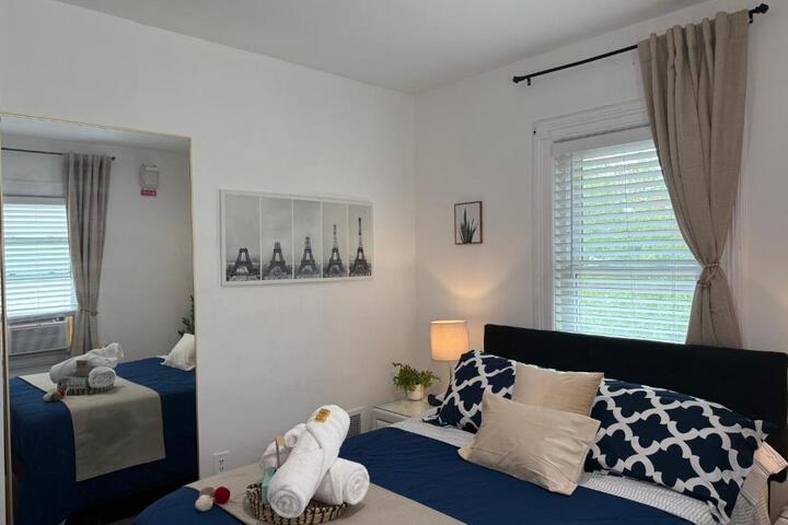 Cozy Private bedrooms Kitchen Wifi