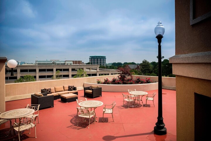 Terrace/Patio 30 of 31