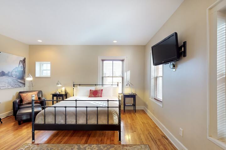 Room 10 of 26
