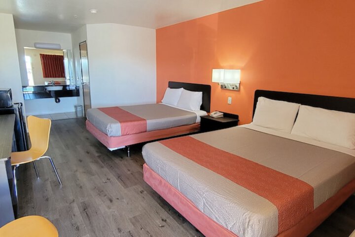 Room 29 of 58