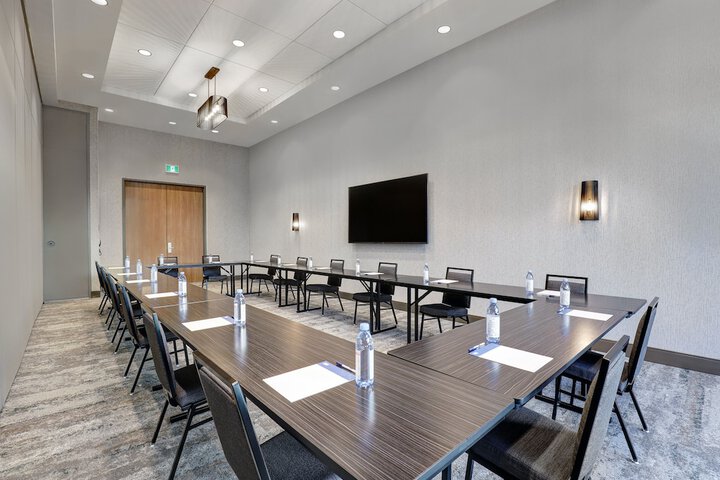 Holiday Inn Express Kingston West by IHG