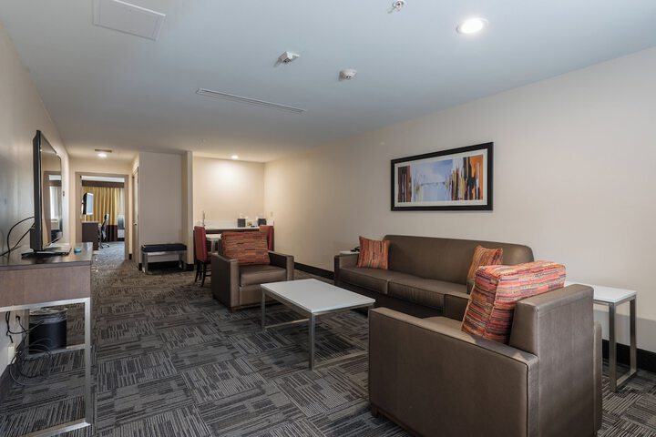 Holiday Inn Brookfield - ​​Milwaukee by IHG