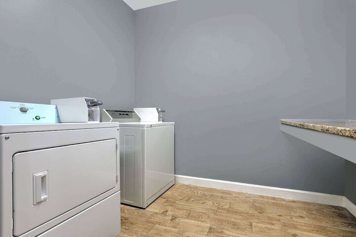 Room 15 of 34