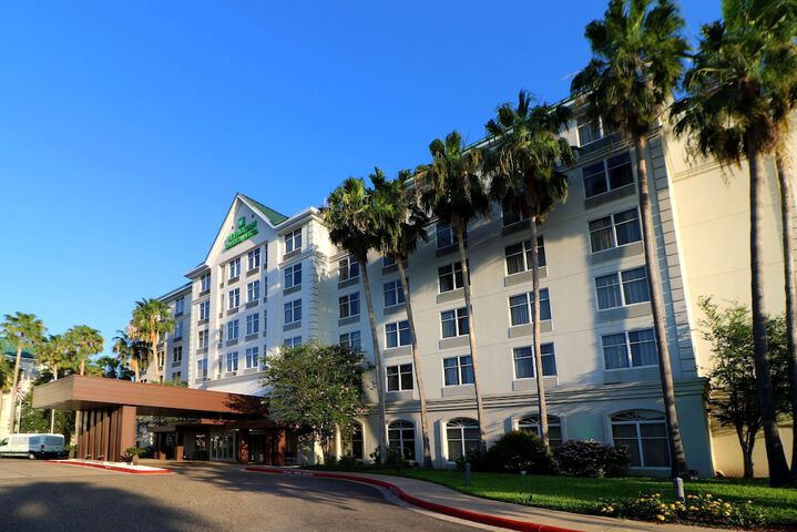 Hotel 3 of 110