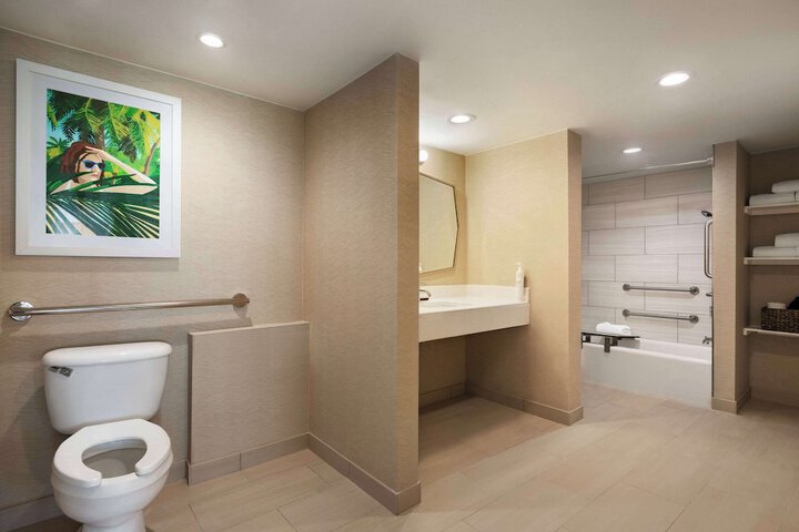 Embassy Suites by Hilton Deerfield Beach Resort & Spa