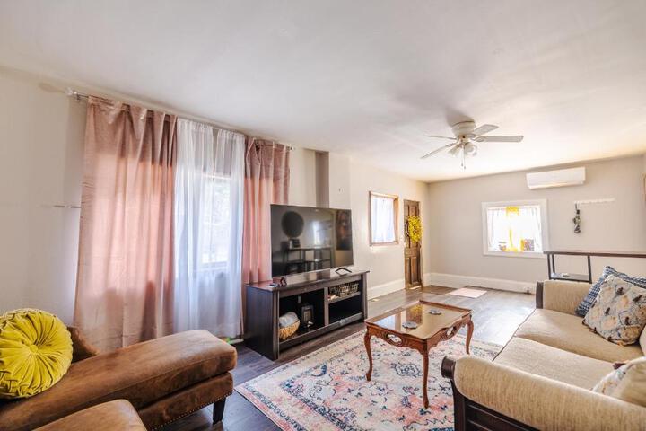Relaxed Asheville Apartment - Pet-Friendly
