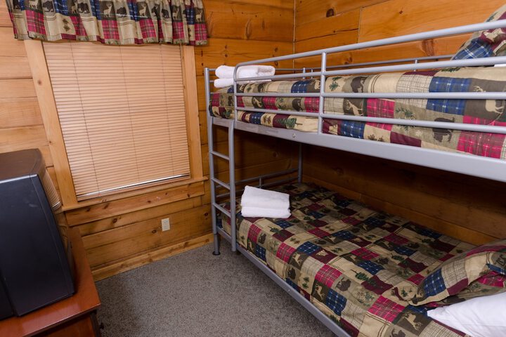 Room 12 of 33