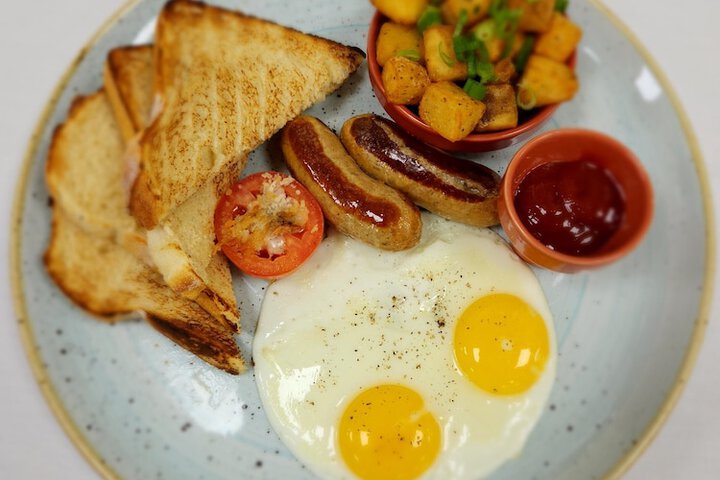 Breakfast/Coffee Service 65 of 76