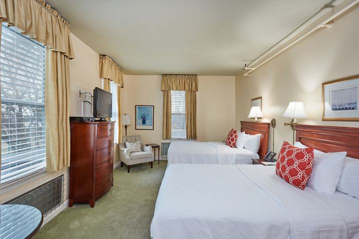 Room 21 of 33